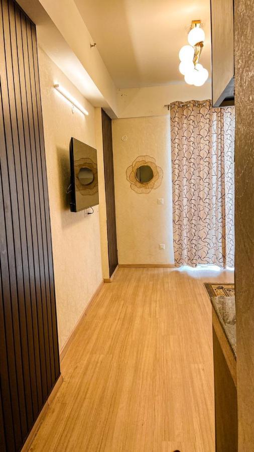 Aparthotel Caramel Dlf My Pad à Lucknow Extérieur photo